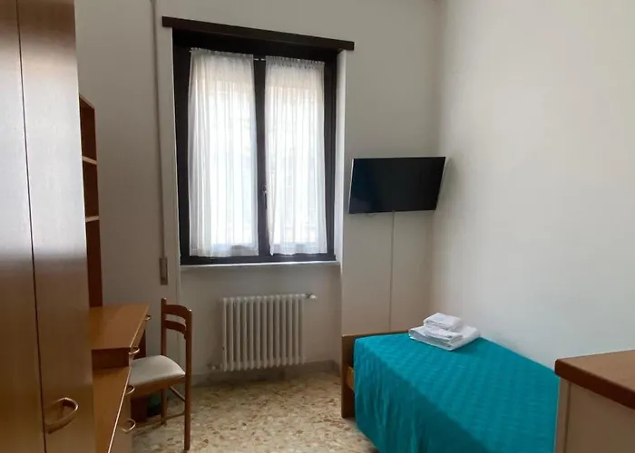 Casa Per Ferie Casa Cabrini Hotel *