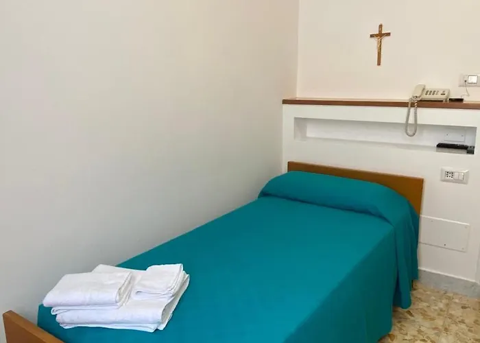 Hotel Casa Per Ferie Casa Cabrini Rom