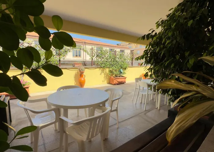 Casa Per Ferie Casa Cabrini Hotel *
